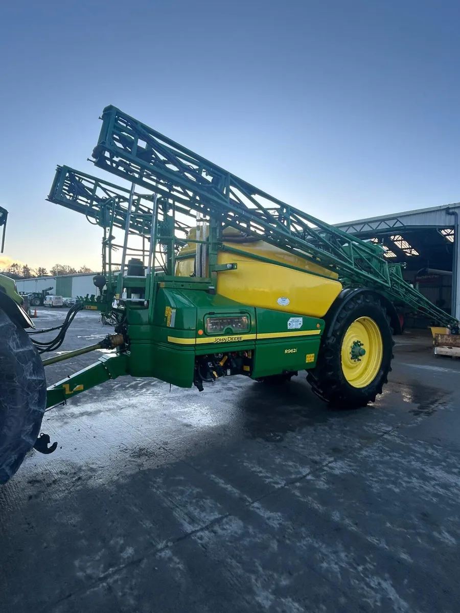 John Deere Sprayer - Image 2