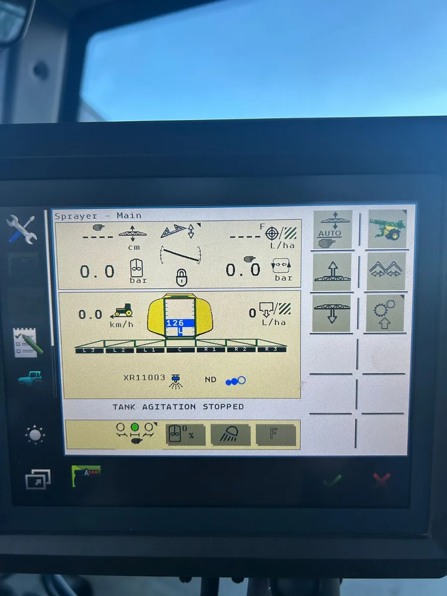 John Deere Sprayer - Image 4