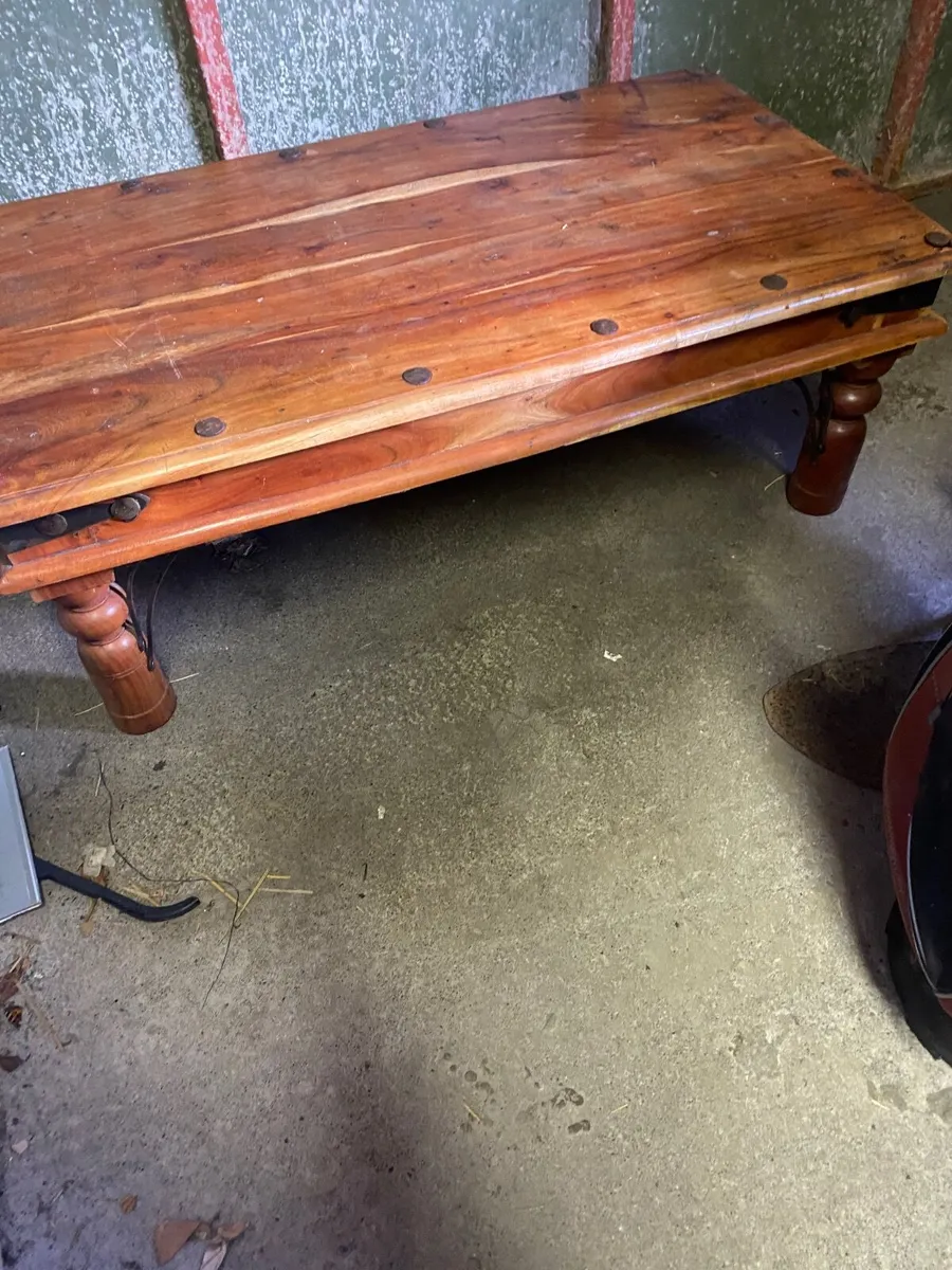 Coffee table - Image 1