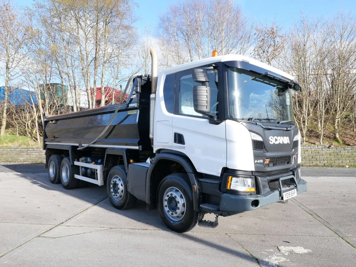 2019 Scania P410 8x4 Thompson Steel Body R1-01226 - Image 1