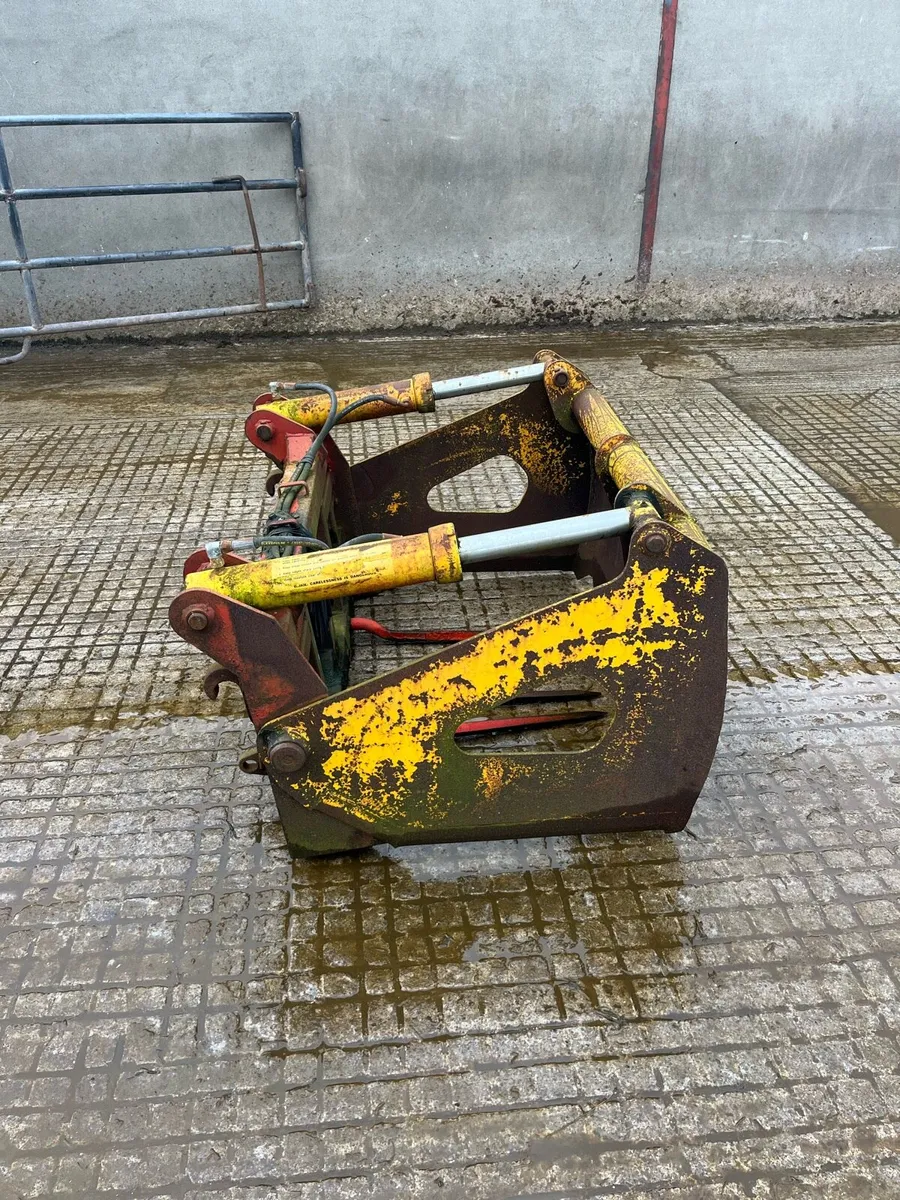 McKenna Shear grab - Image 1