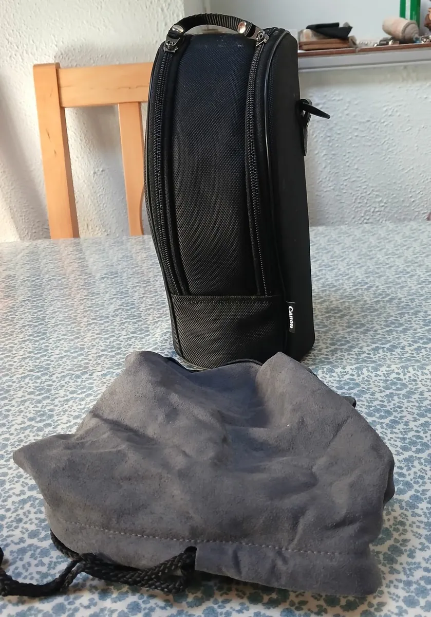 Camera Lens: CANON RF 70-200mm F/2.8L IS USM LENS - Image 3