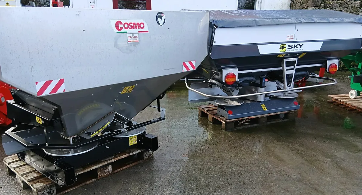 NEW SKY • COSMO • AGRIONAL FERT SPREADERS - Image 3