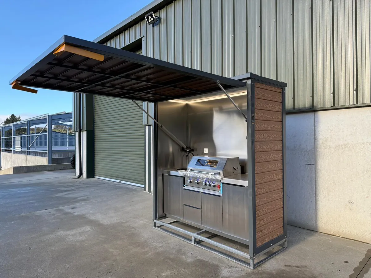 New Outdoor Gas BBQ Unit **Online Auction** - Image 4