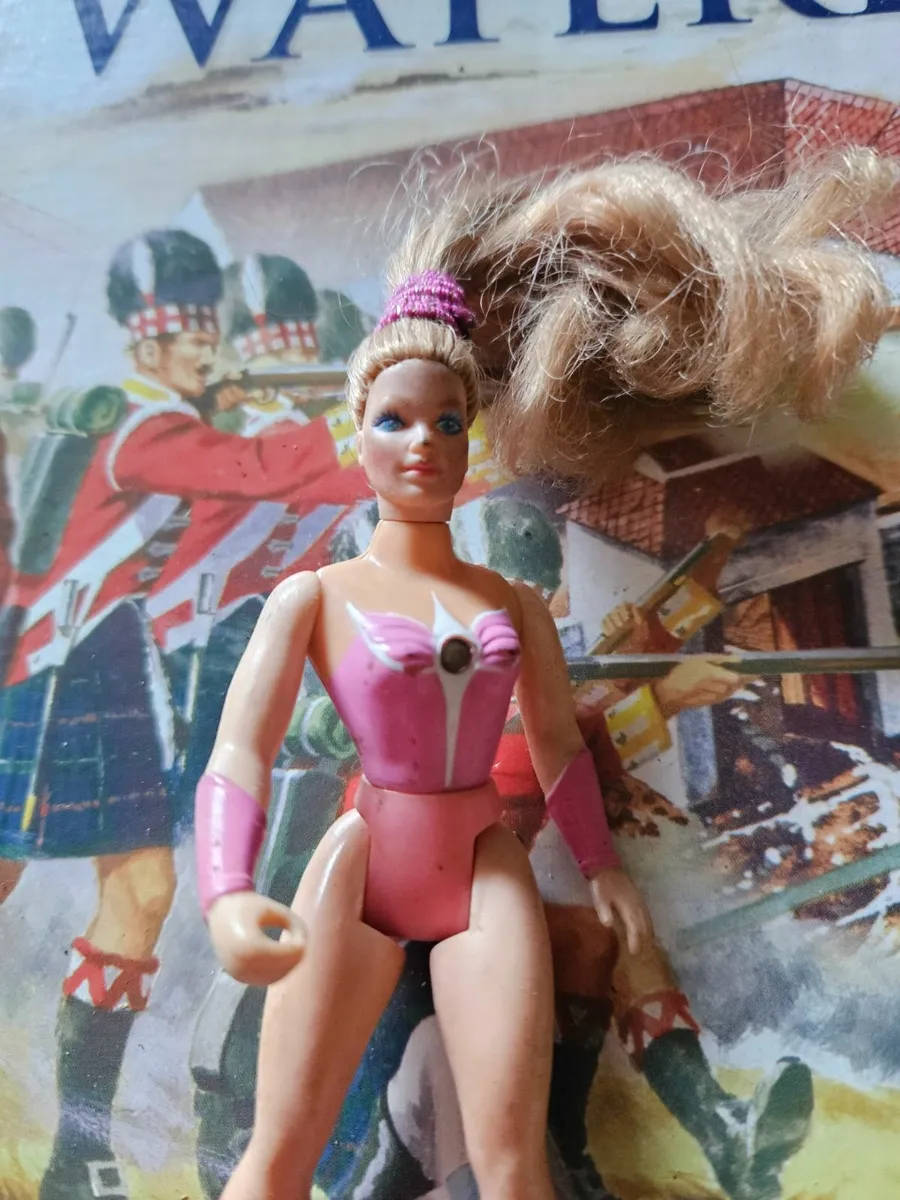 Vintage 1980's She Ra Masters of the Universe - Image 2