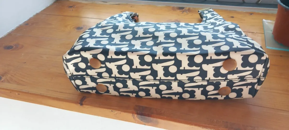 Orla  kiely Handbag - Image 4