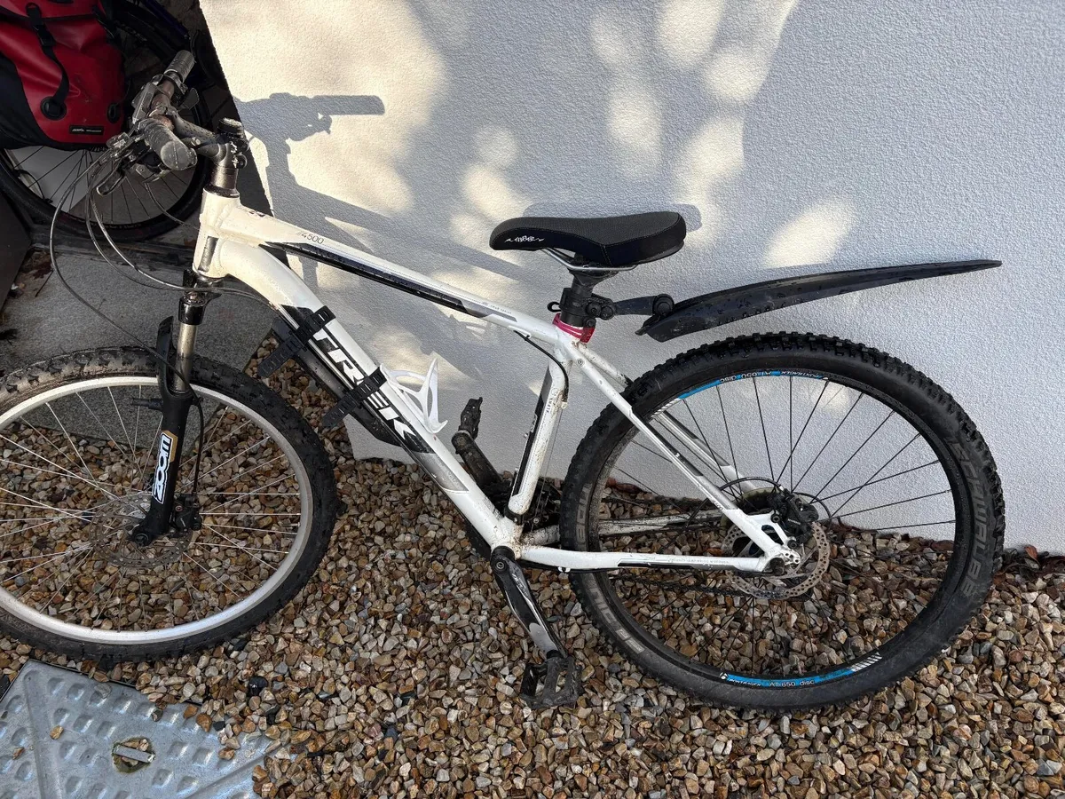 2 kids bikes - Image 2