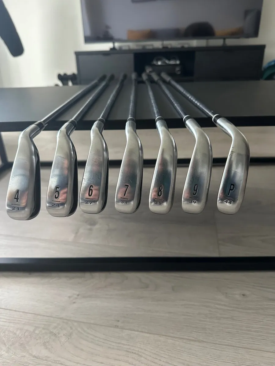 Cleveland CG16 iron set (4-PW) for sale - Image 1