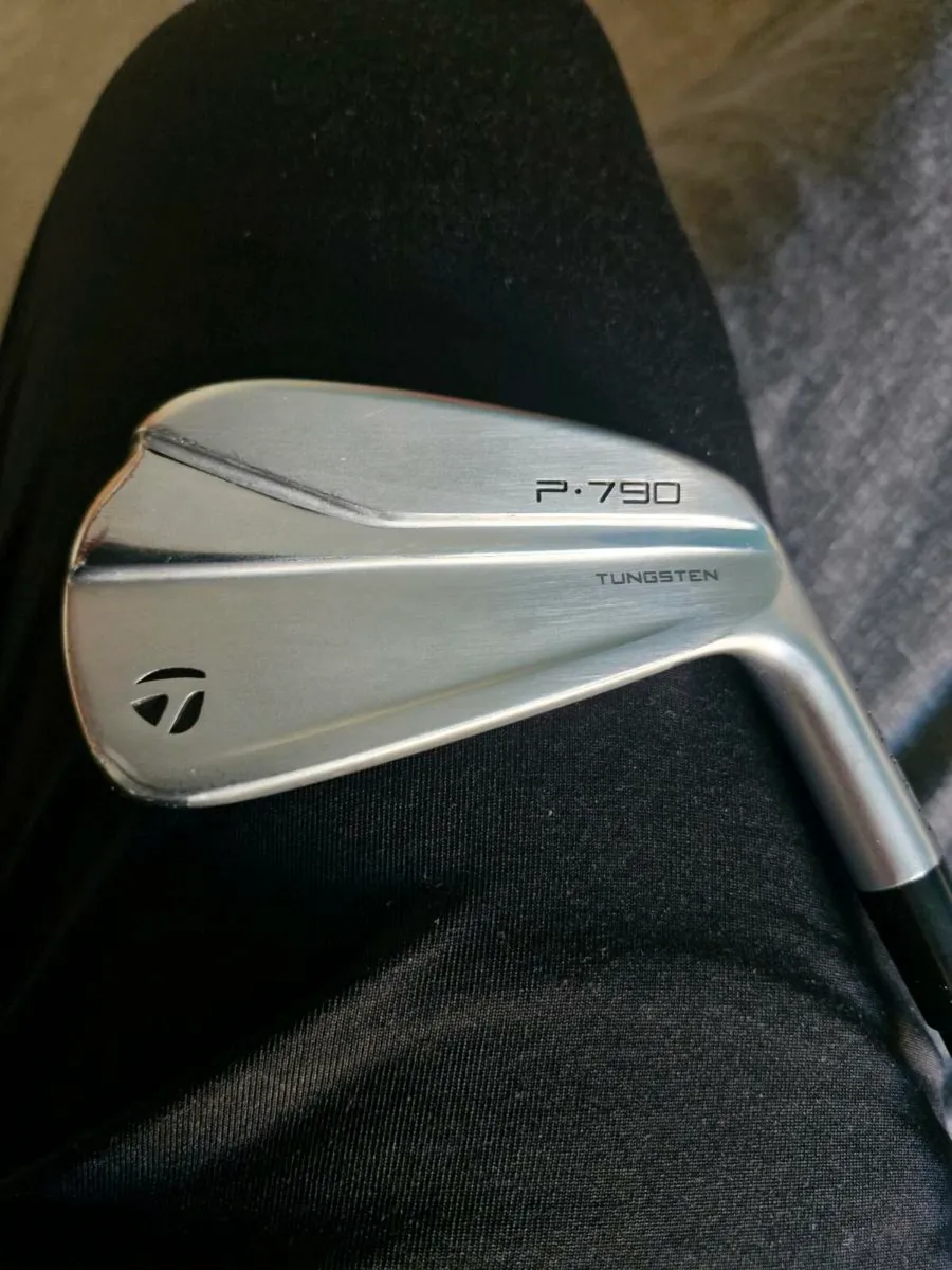 TaylorMade P790 2 UDI - Image 1