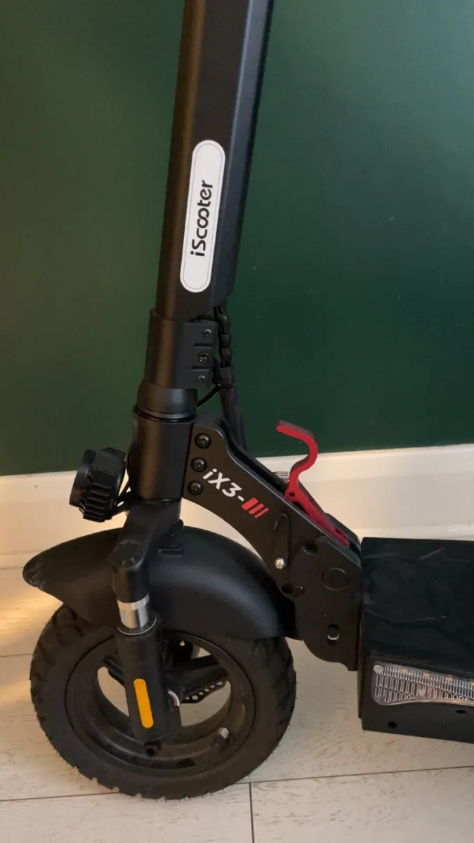 Electric scooter - Image 1