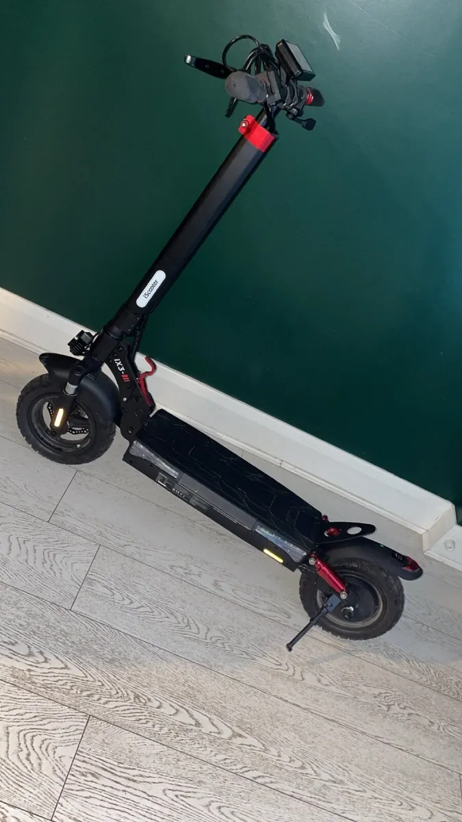 Electric scooter - Image 3