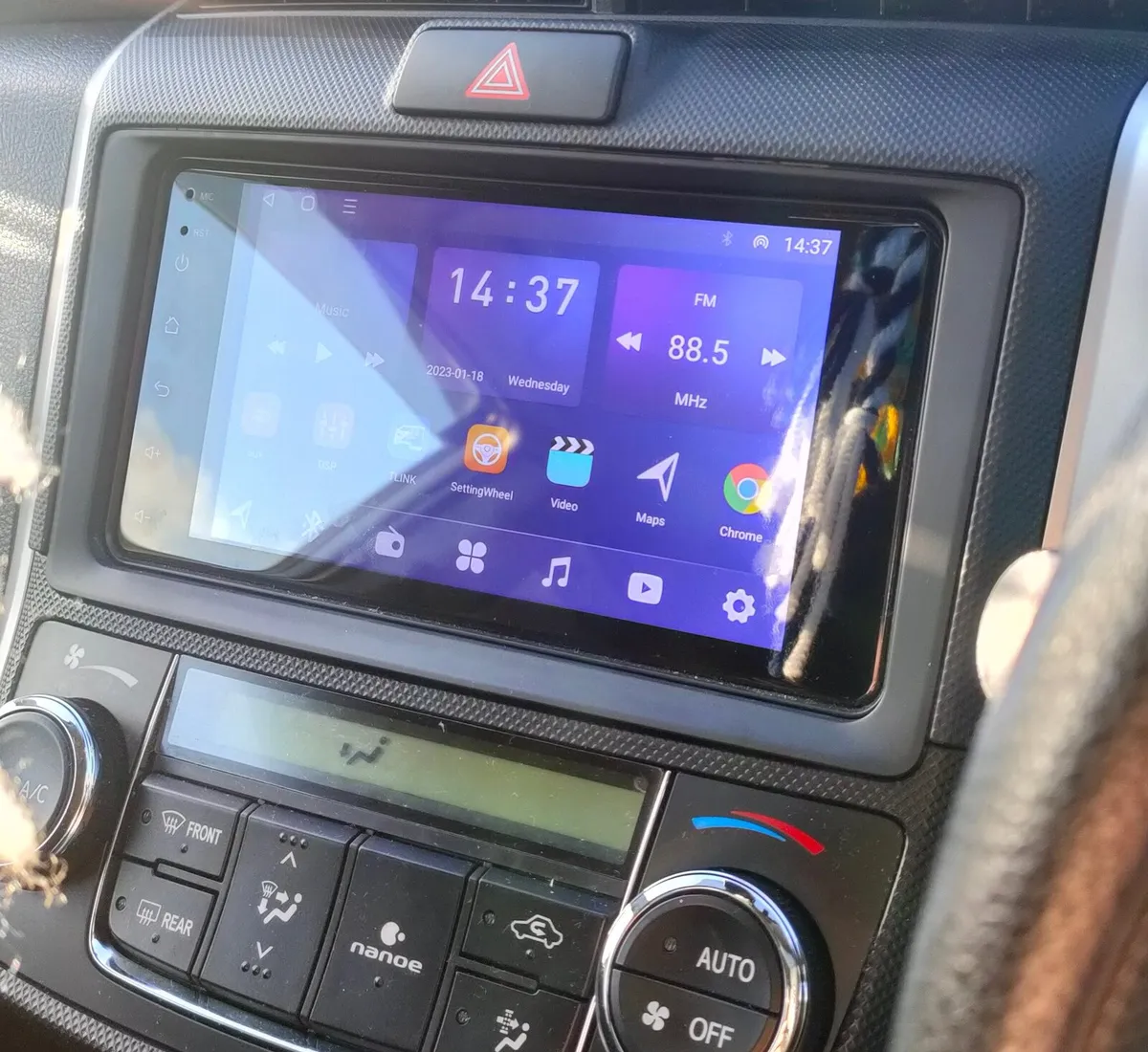 Toyota fielder/Prius Apple car play/Android radio - Image 1