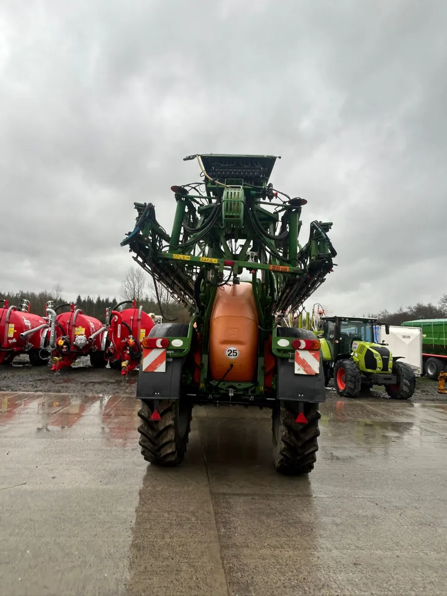 Amazone sprayer - Image 4