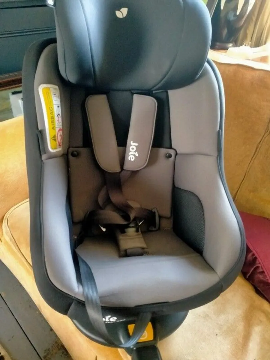 Baby car seat - Image 2