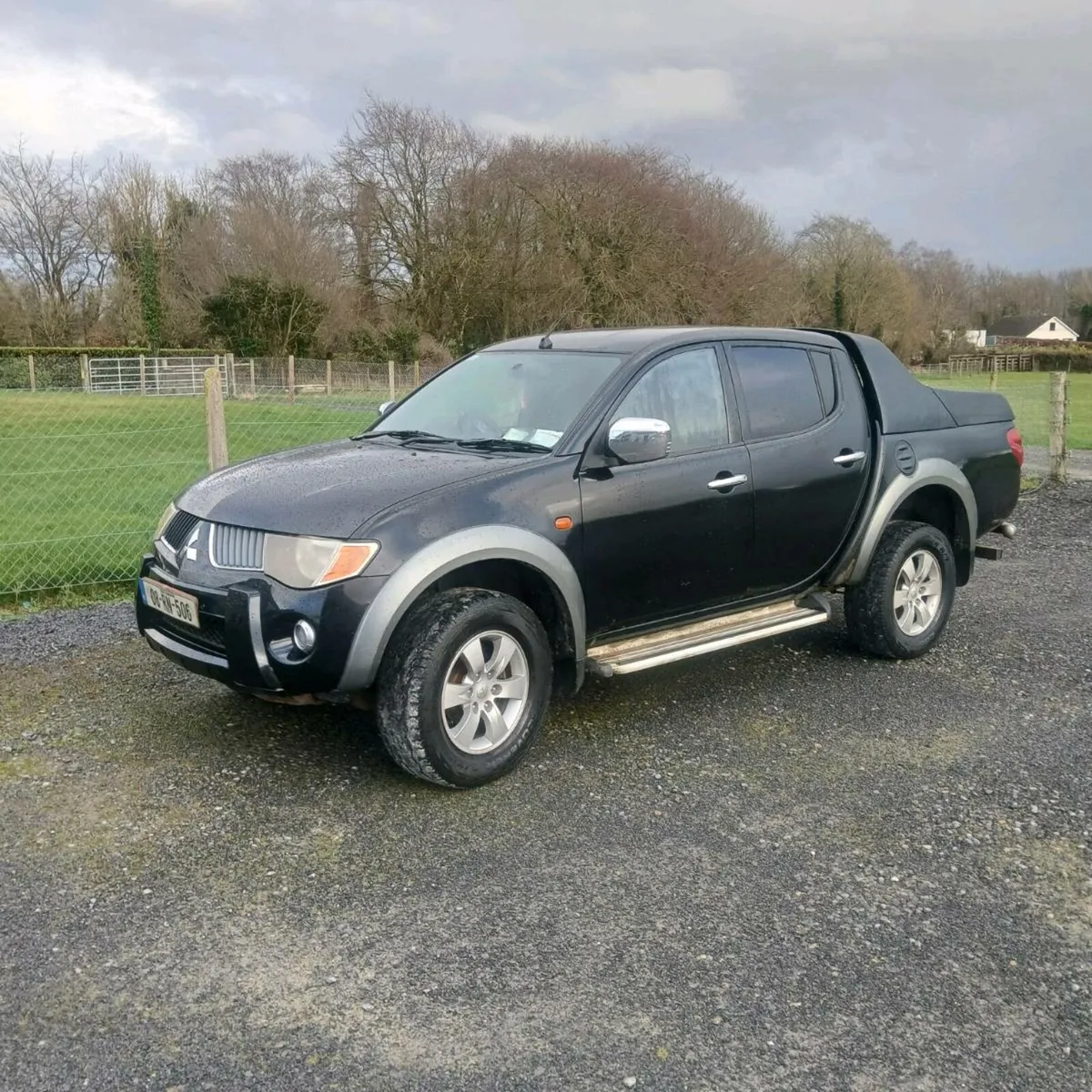 Mitsubishi l200 4×4 - Image 2