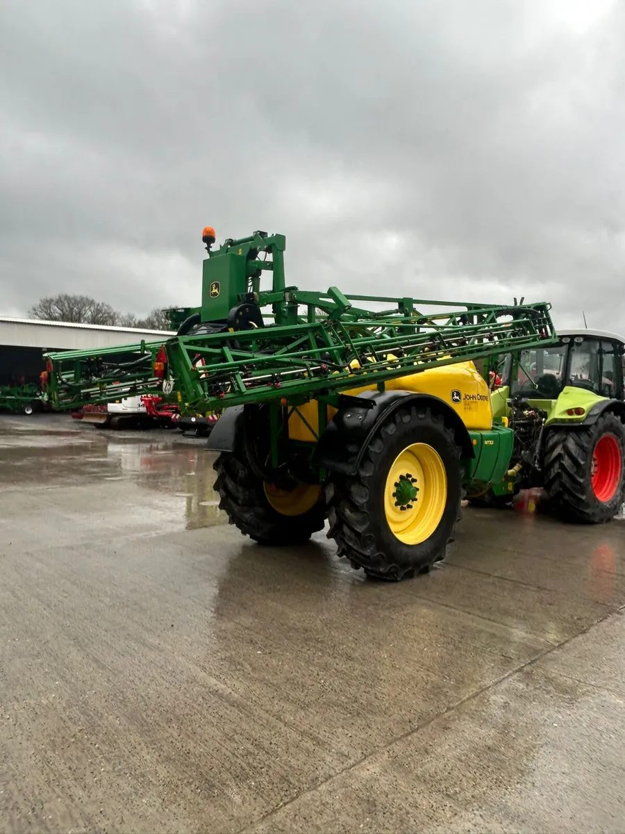 John Deere sprayer - Image 4
