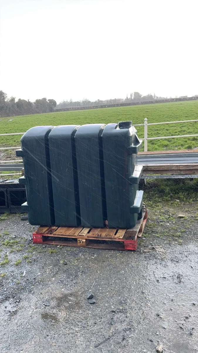 Oil boiler - oil tanks - Image 1