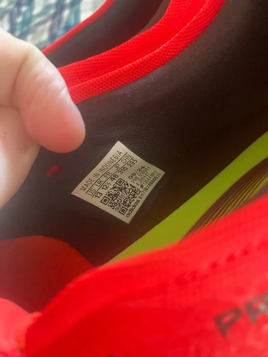 Football boots - Image 4