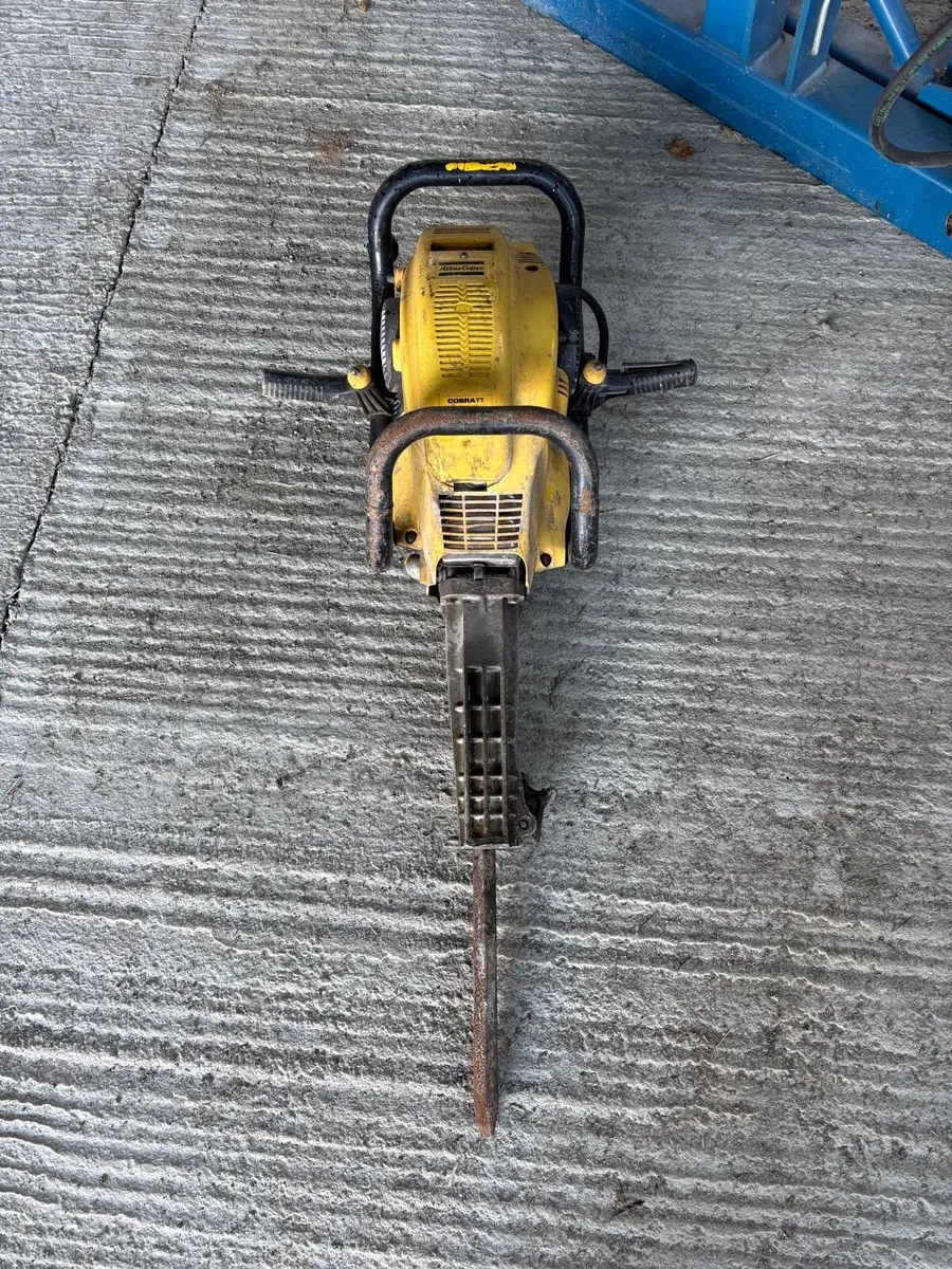Jack hammer - Petrol Atlas Copco - Image 3