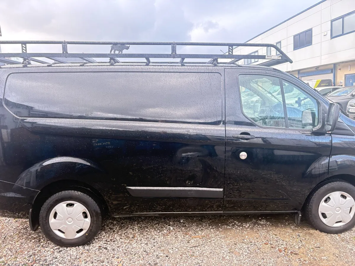 Ford Transit Custom - Image 2