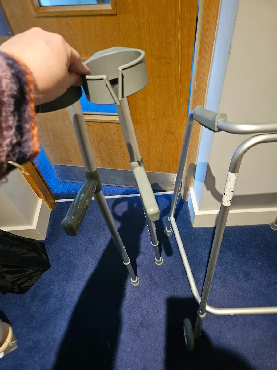 Crutches and Rollator - Image 3