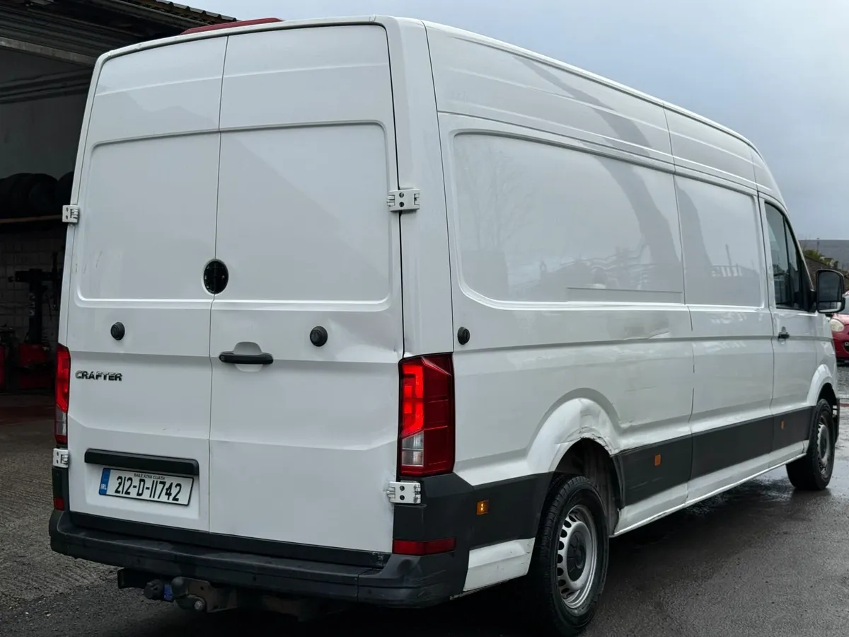 LWB Crafter 2021 TAX/DOE - Image 3