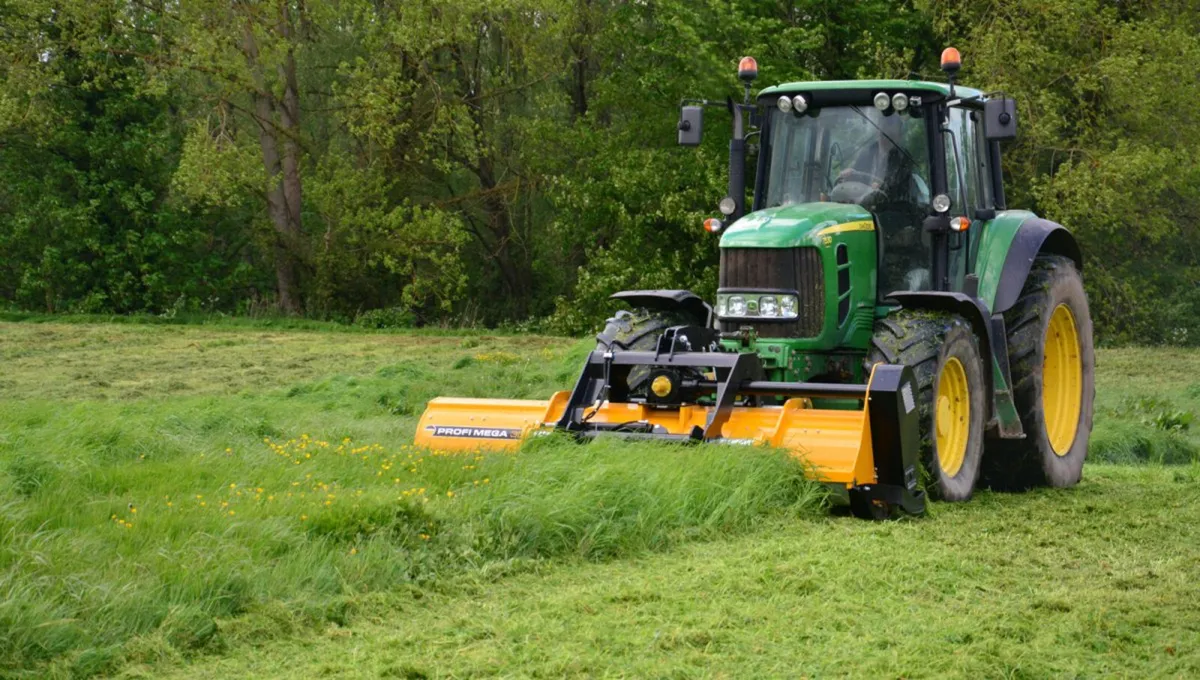 MCCONNEL MEGA 300 FRONT/REAR MOUNTED, NEW - Image 1