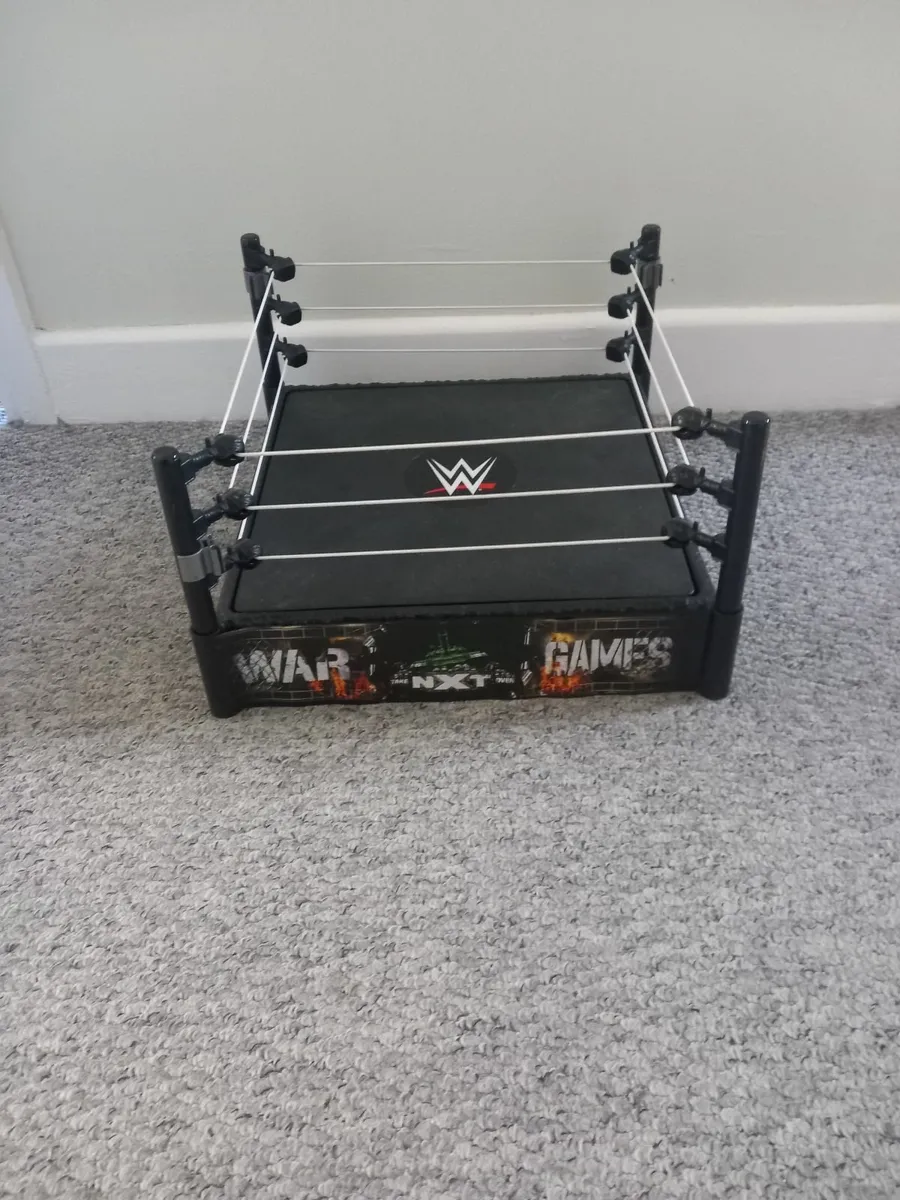 FREE TO TAKE Wrestling ring playset. CELBRIDGE