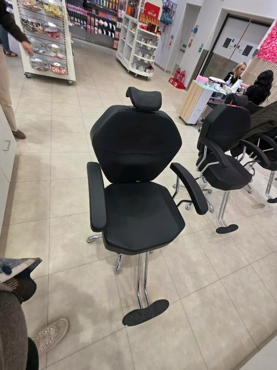Brow/Barber Chair x4 - Image 2