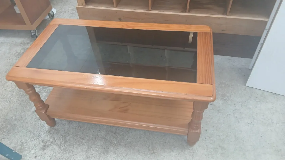 Green Chesterfield Chair / Coffee Table - Image 4