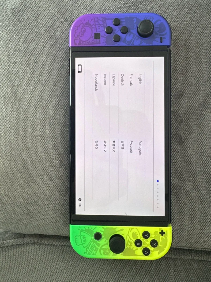 Nintendo OLED Switch Splatoon 2 Limited Edition - Image 3