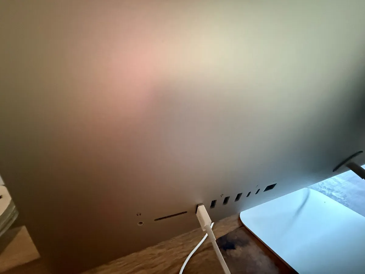 iMac 27-inch Retina 5K Intel 2020 - Image 4