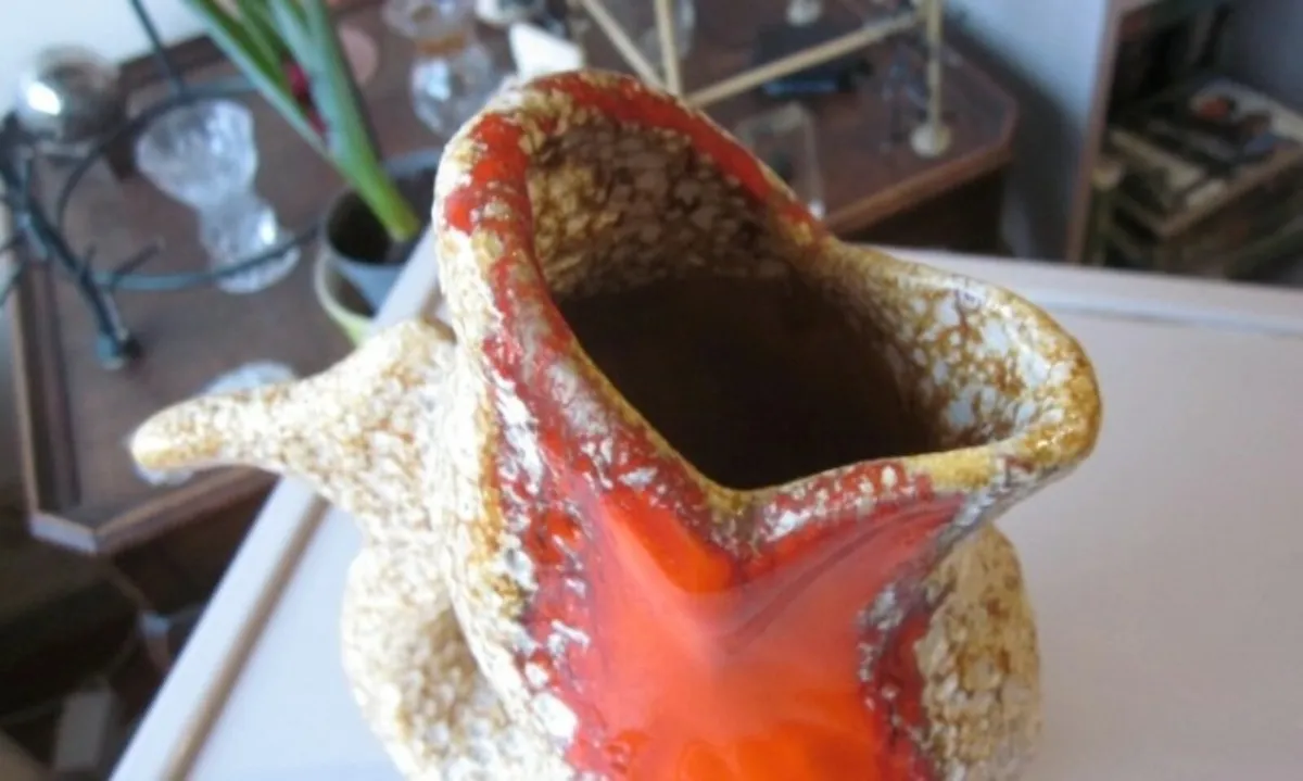 Largr 1970s fish vase - Image 3