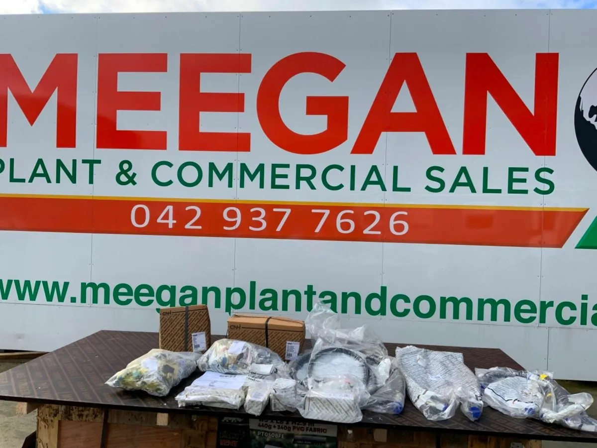 UNUSED CASE LOADER HI FLOW KIT.........47704938. - Image 1