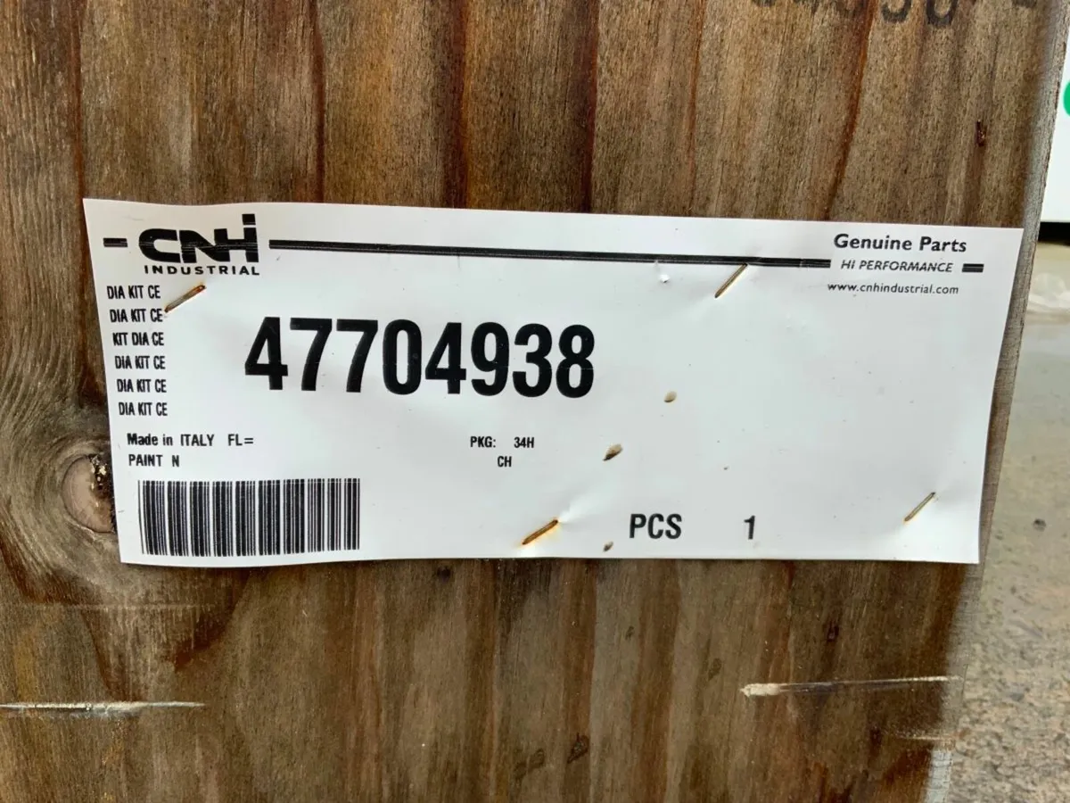 UNUSED CASE LOADER HI FLOW KIT.........47704938. - Image 2