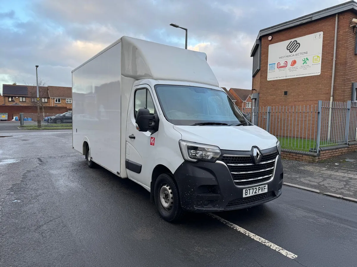 2023 Renault Master Luton Box Low Loader Van - Image 2