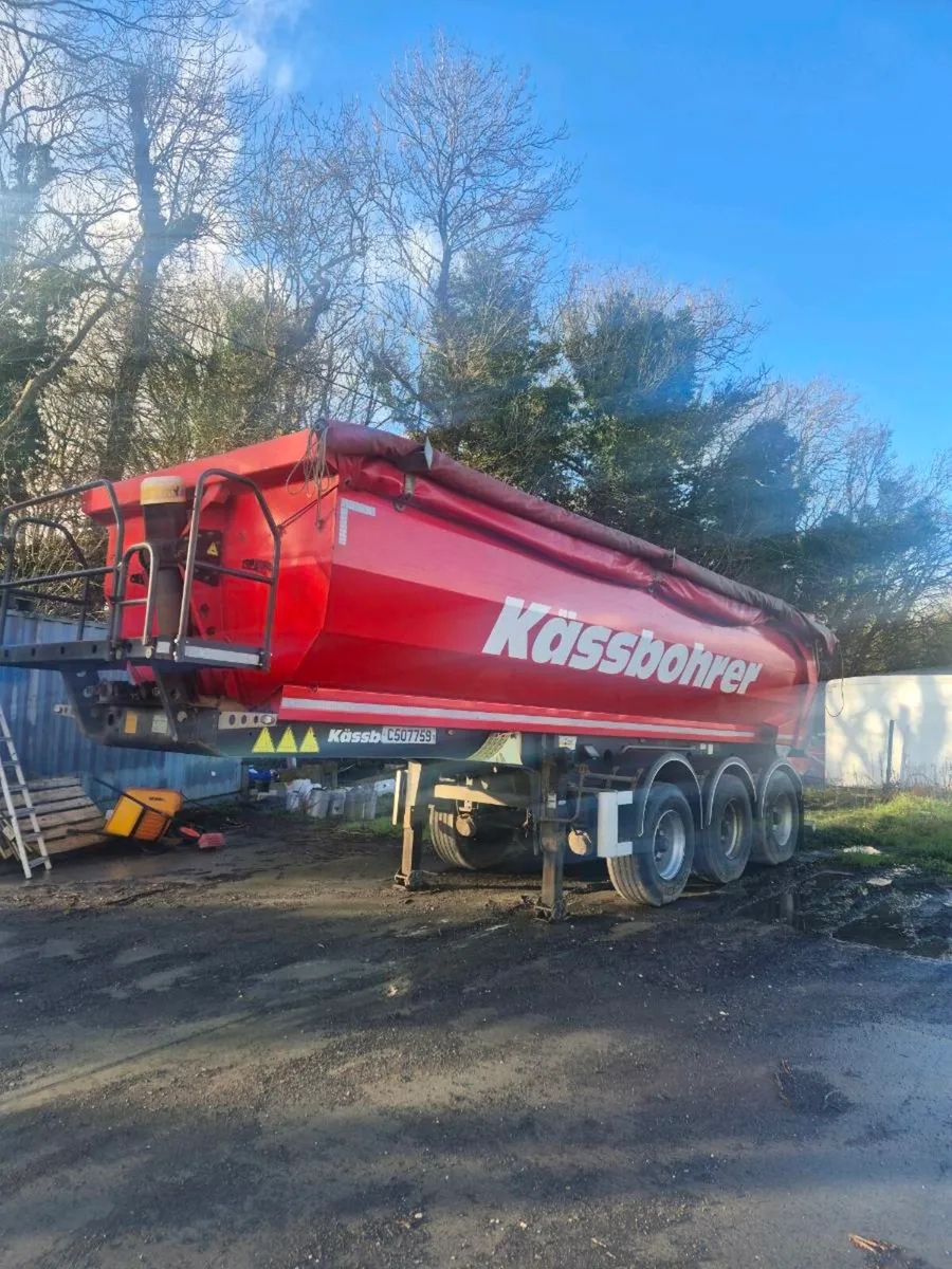 Kassbohrer tipping trailer - Image 1