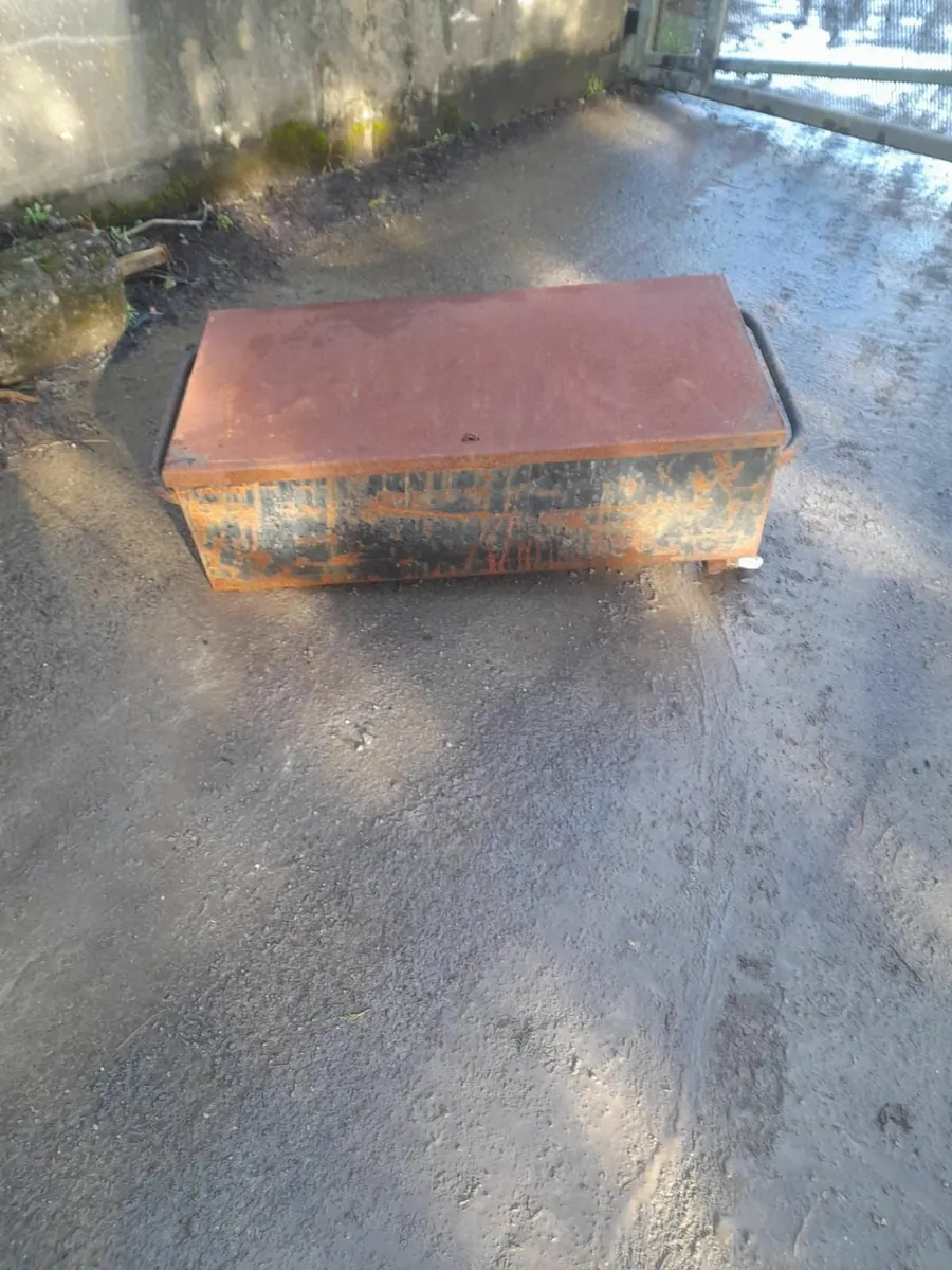 tool storage box - Image 2