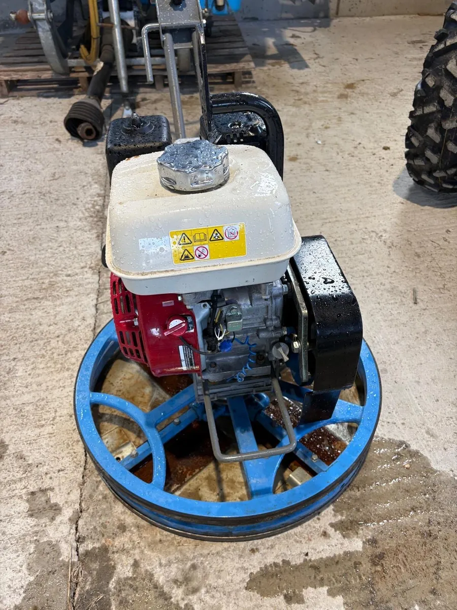 3x Power floats for sale. - Image 4