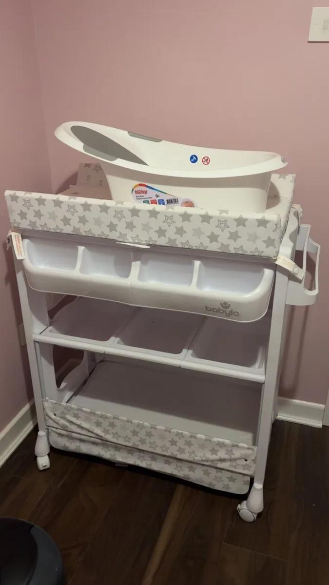 Baby Pram, Changing unit and Bath bundle - Image 3