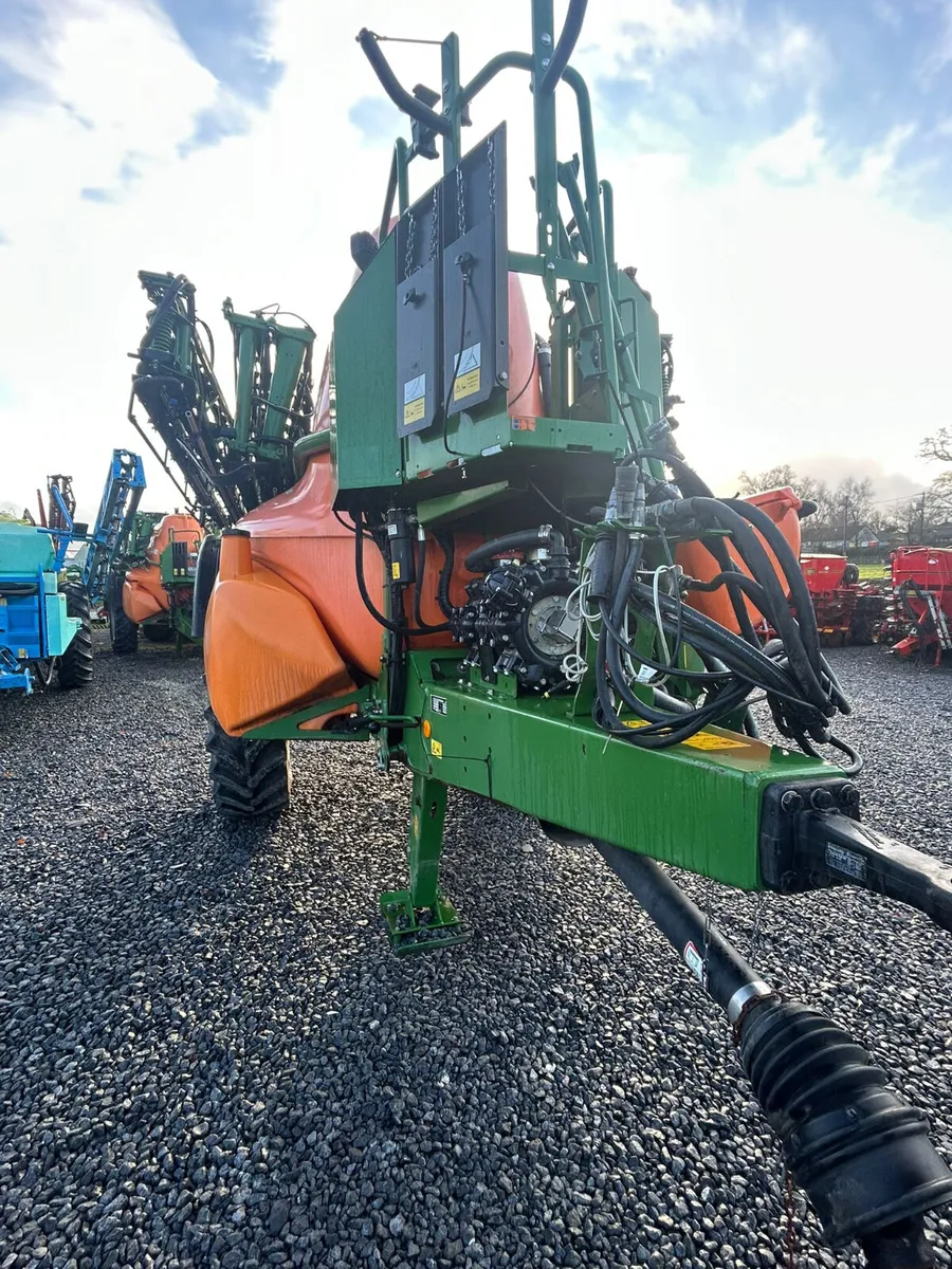 Amazone sprayer - Image 1