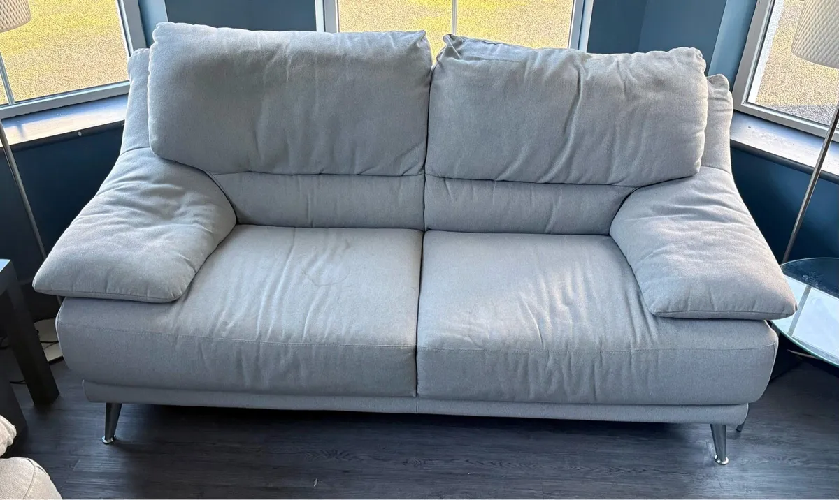 BARGAIN! 2 x 2 seater Italsofas - Image 2