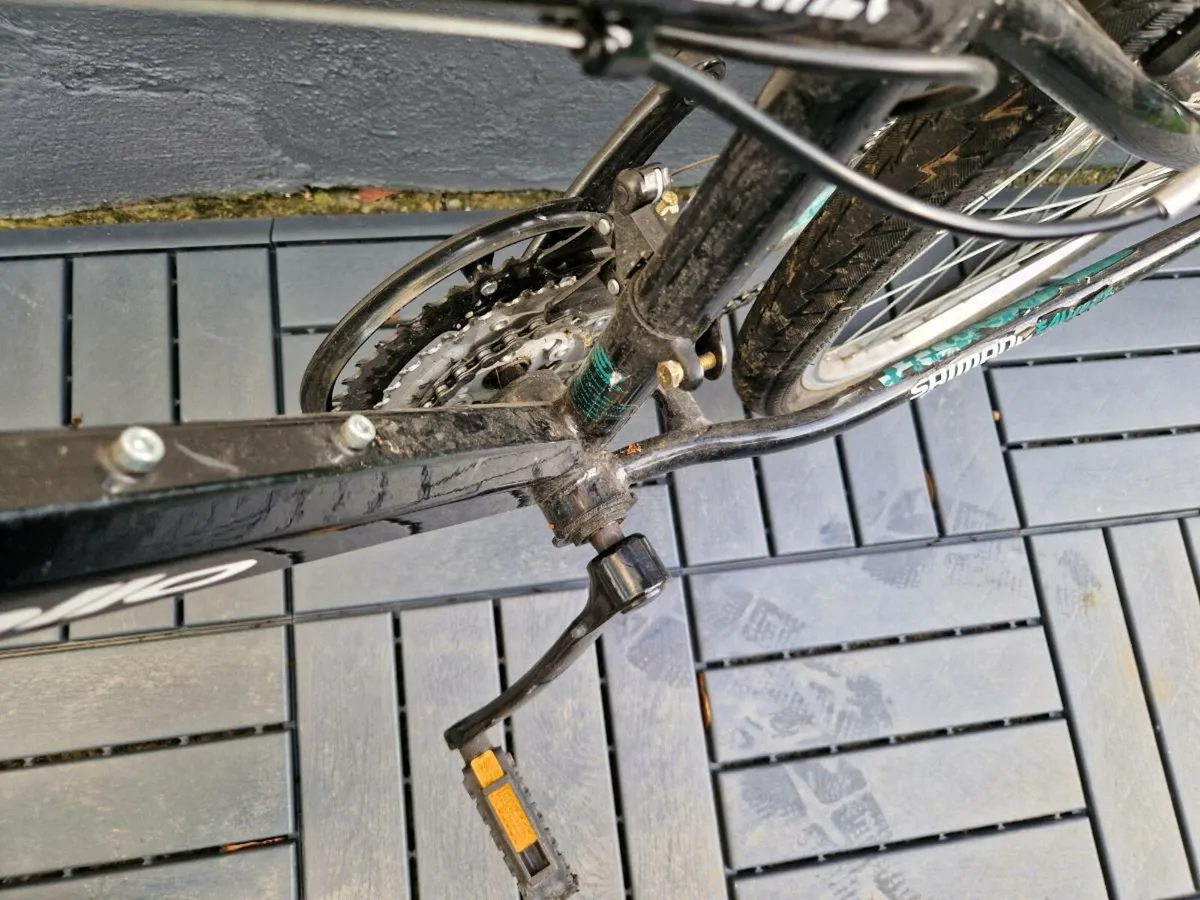 Apollo Vortice Junior Hybrid Bike - 24" Wheel - Image 3