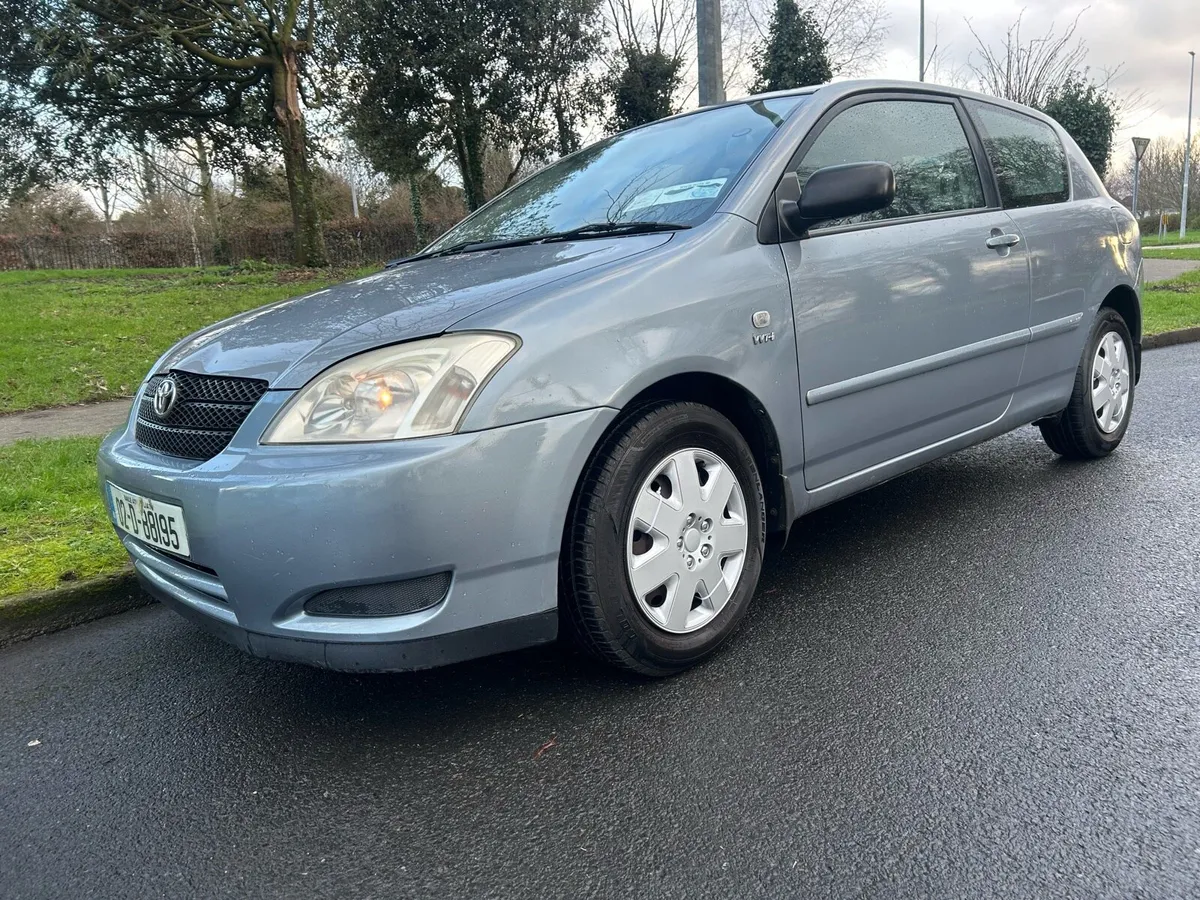 Toyota Corolla 1.4 Hatchback - Image 2