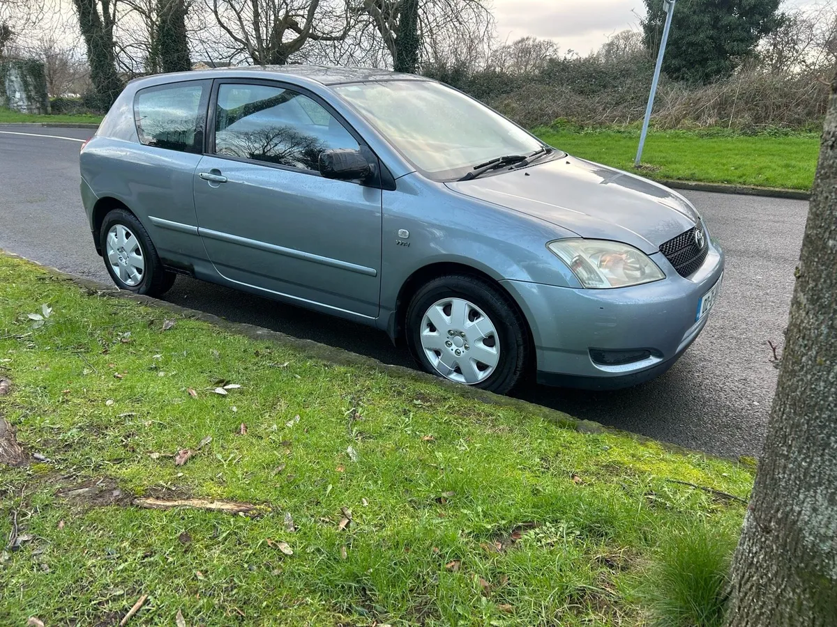 Toyota Corolla 1.4 Hatchback - Image 1