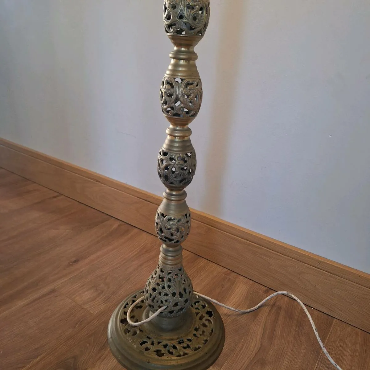 Tall lamp - Image 2