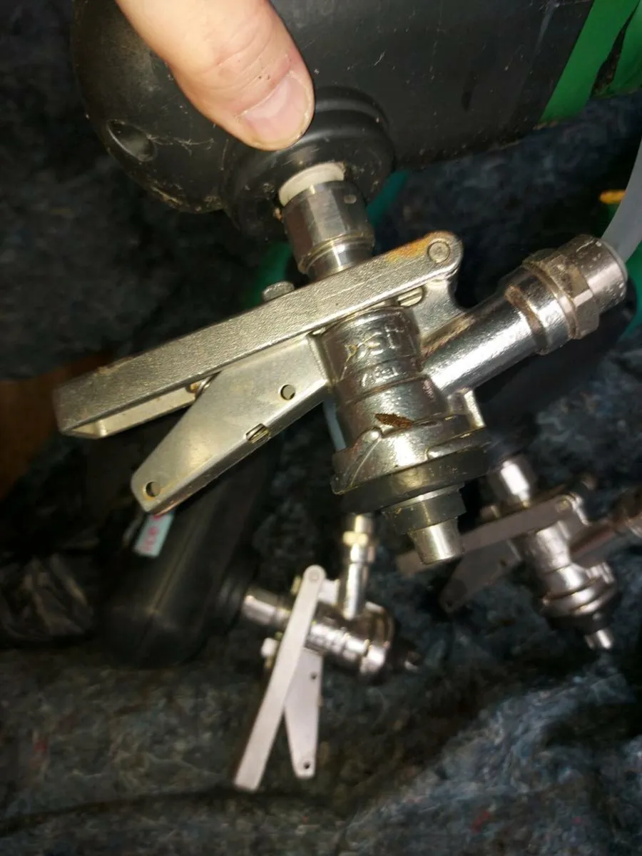 Beer couplers - Image 3