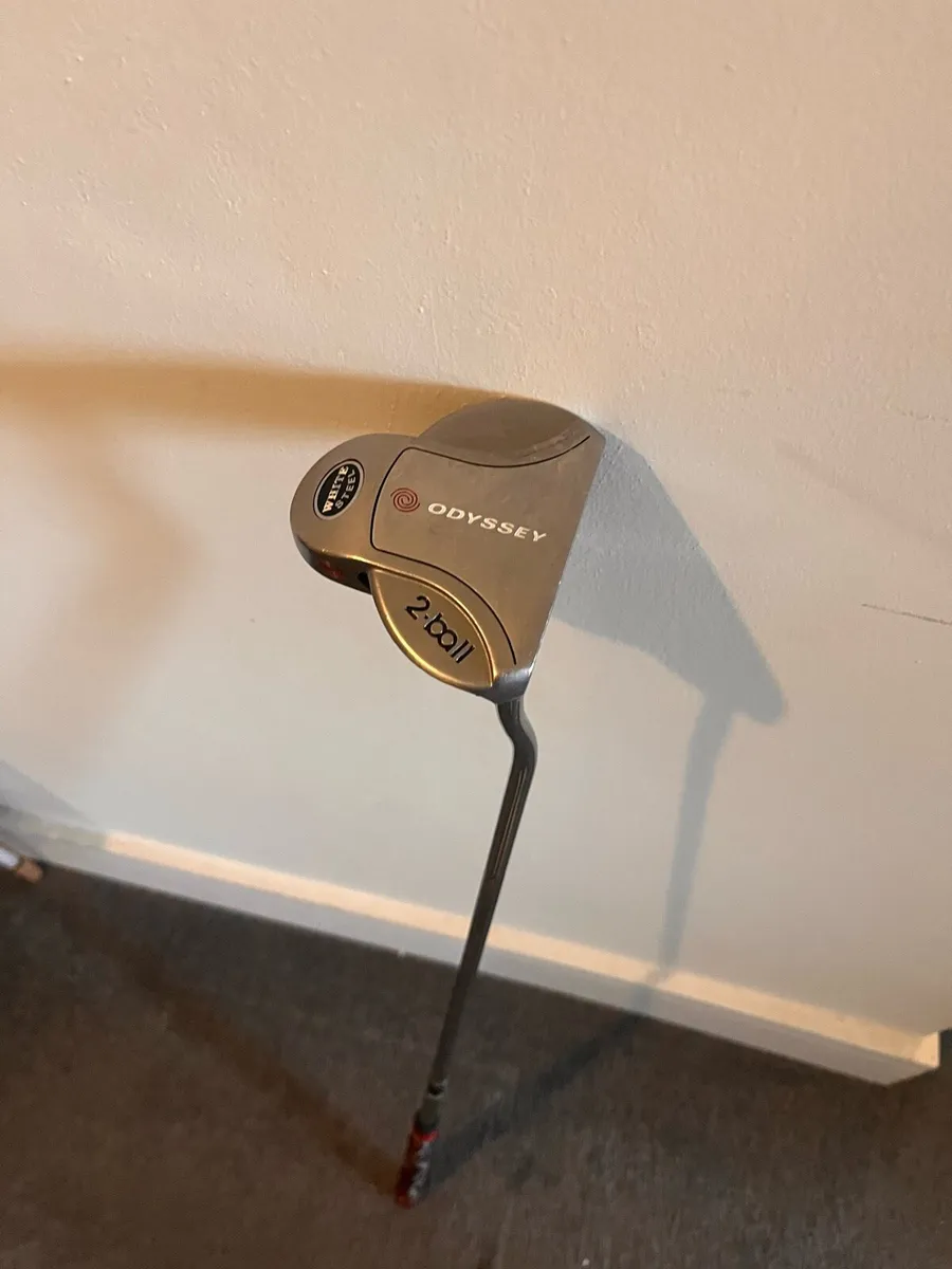 Odyssey white steel 2 ball putter - Image 2