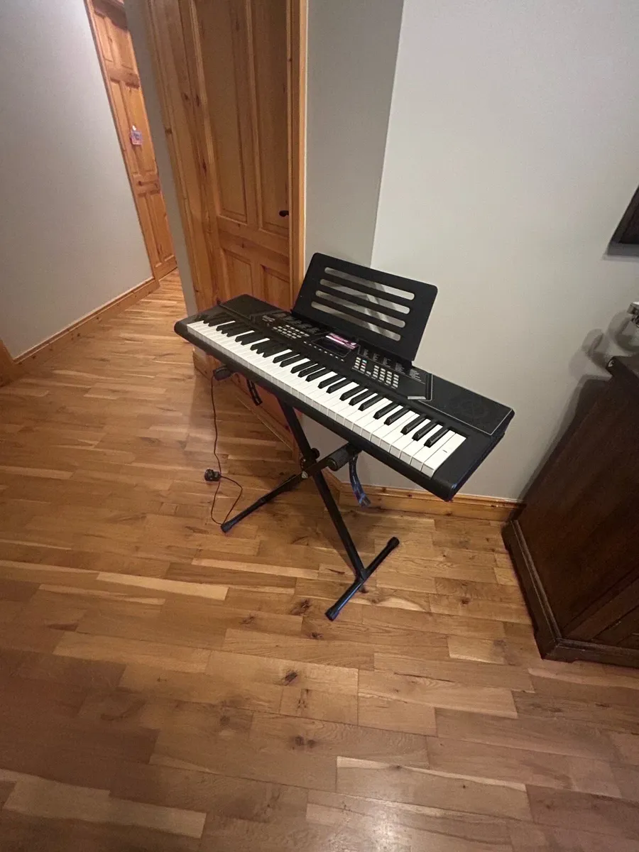 Piano keyboard - Image 2