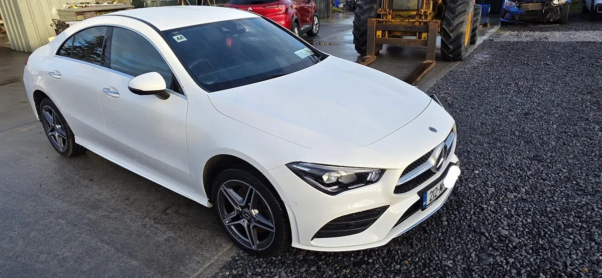 212 MERCEDES CLA 250E - Image 1